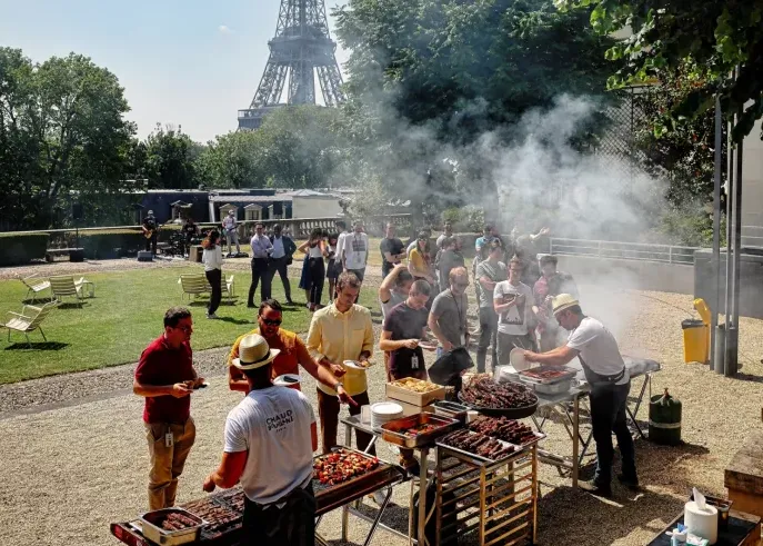 Barbecue Tour Eiffel